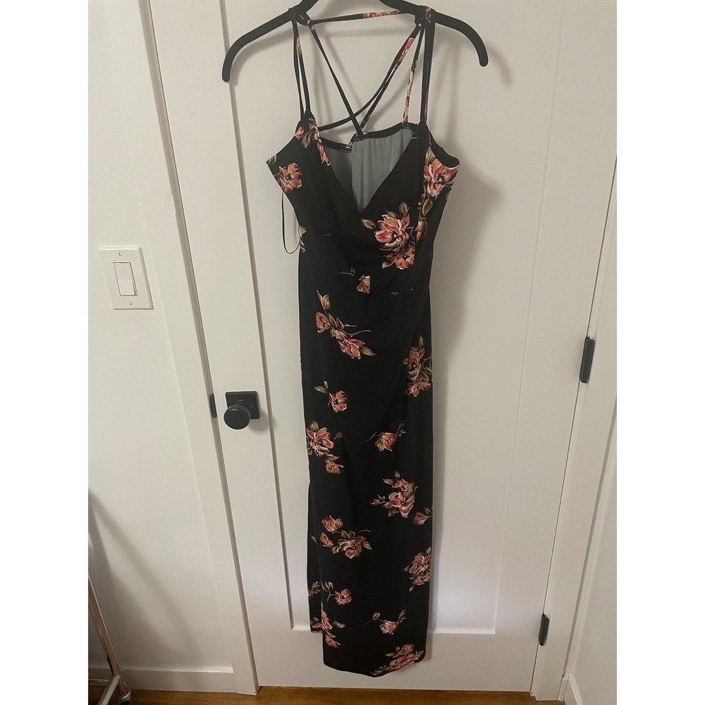 Nine Britton XL Maxi Dress Black Floral Print Cami Strap‎ Criss Cross Back